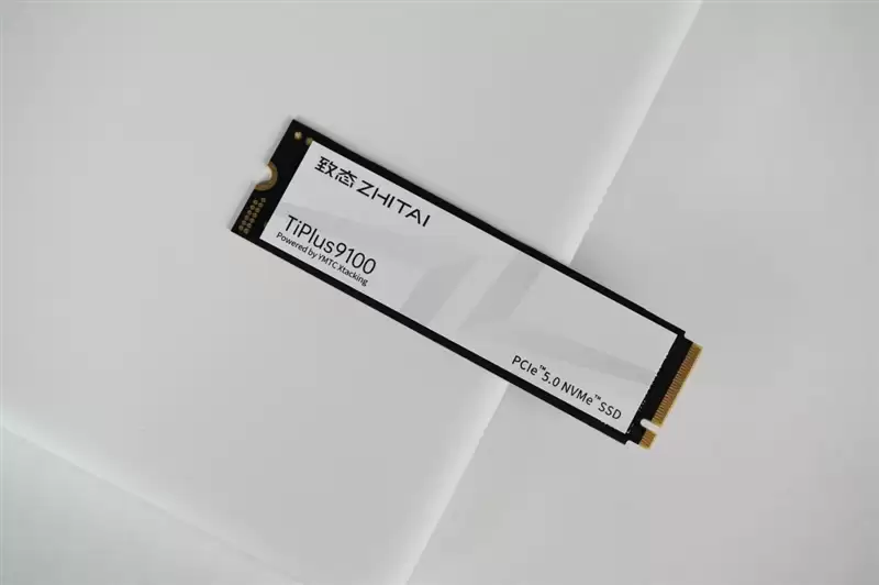 无缓PCIe5.0 SSD性能天花板！长江存储致态TiPlus9100 2TB评测：顺序读取超12G/s，4K 媲美旗舰