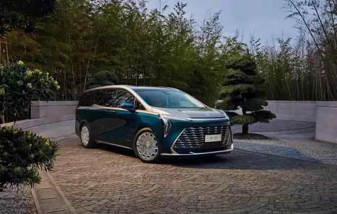 配32寸升降屏 新款别克世纪CENTURY上市53.99万起