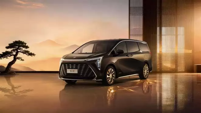 配32寸升降屏 新款别克世纪CENTURY上市53.99万起