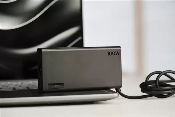 3K OLED+120Hz！联想YOGA Pro 14 Aura AI元启版图赏