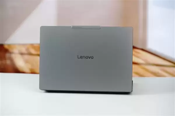 3K OLED+120Hz！联想YOGA Pro 14 Aura AI元启版图赏