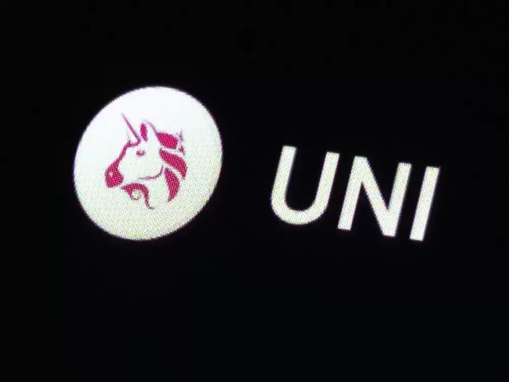 CoinRoutes、Uniswap API 与机构级 DeFi：一个新时代