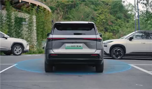 丰田在中国最畅销的纯电SUV 新款铂智3X上市：限时9.48万起