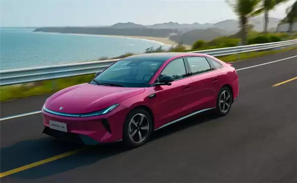 99秒极速换电！极狐S3定档5月22日：续航660km 预售6.48万起