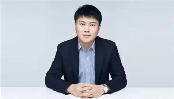 第四代智能终端 2026 深度解读:从 PC 到智能手机到智能汽车,通用智能机器人为何被称为