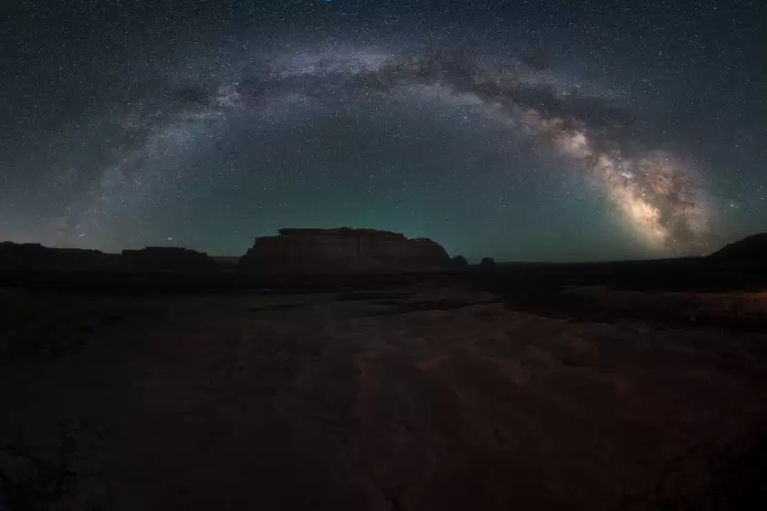用 F1.4 拥抱星空：适马 14mm F1.4 与 15mm F1.4 鱼眼的夜色实拍体验