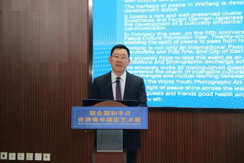 以光影致敬和平 以青春联结世界—— 以光影致敬和平 以青春联结世界——