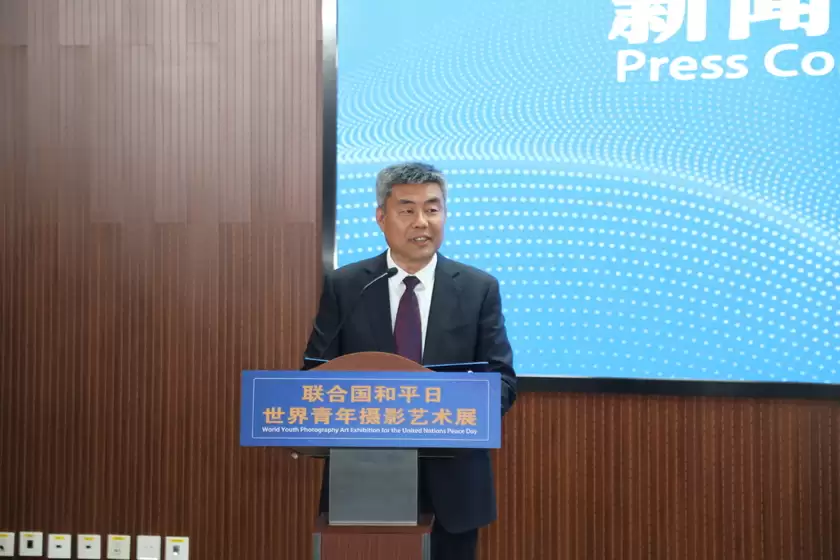 以光影致敬和平 以青春联结世界—— 以光影致敬和平 以青春联结世界——