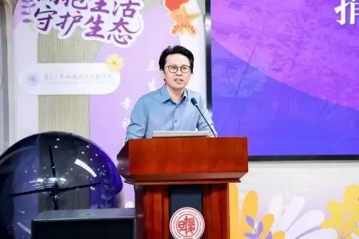 世界读书日｜爱视可发布“空间光学读写台”，黑科技解决 K12 最大护眼痛点