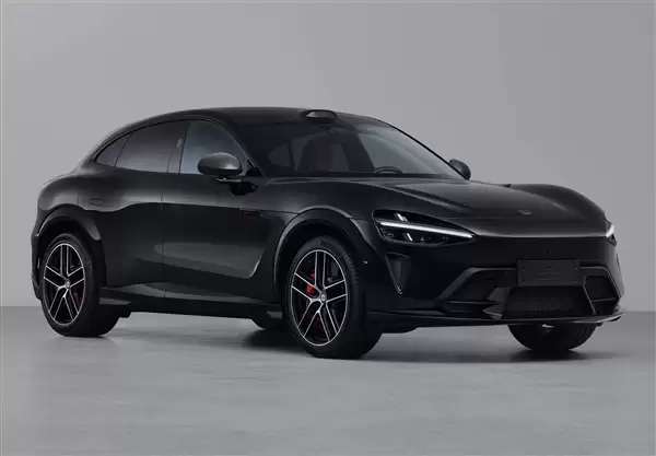 双电机超1000马力 小米YU7 GT申报:极速可达300km/h