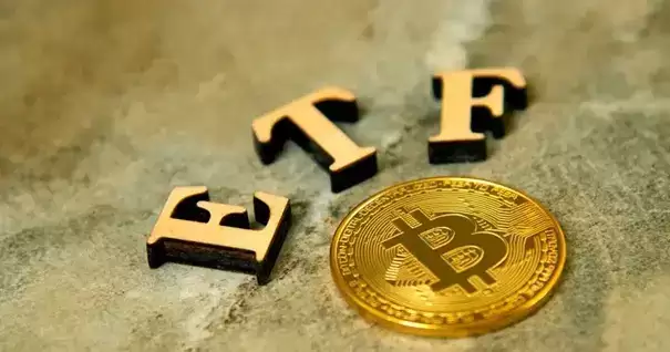 比特币ETF是什么?未来潜力如何?2025年比特币投资指南 - php中文网