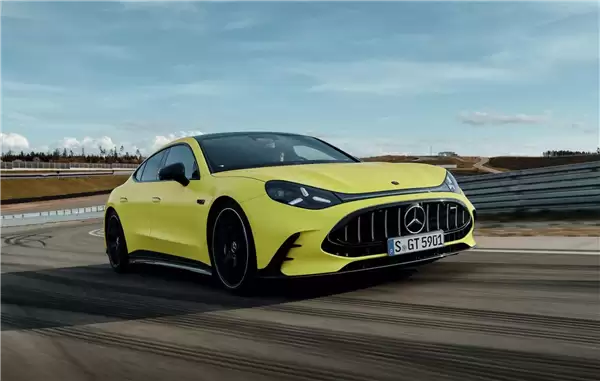 奔驰史上最强AMG！全新AMG GT四门纯电跑车官图公布：三电机马力超千匹