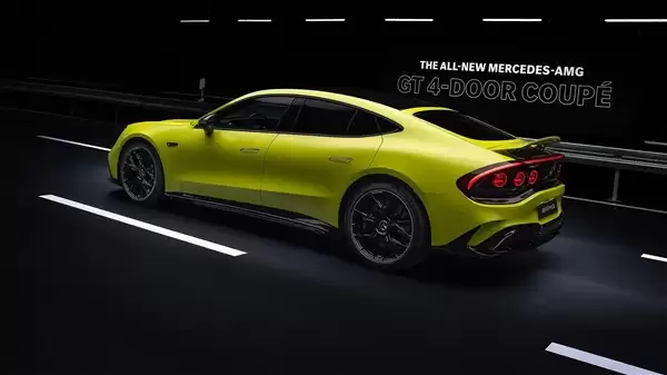 首搭三台轴向磁通电机 全新梅赛德斯-AMG GT纯电四门跑车首秀