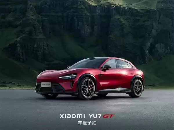 雷军晒小米 YU7 GT 团队：去年初 小米汽车开始实施管理铁三角制度