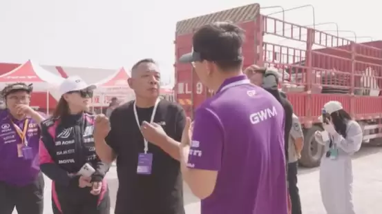 1000箱红牛外加胖东来厨师！魏建军致谢于东来支援环塔赛事