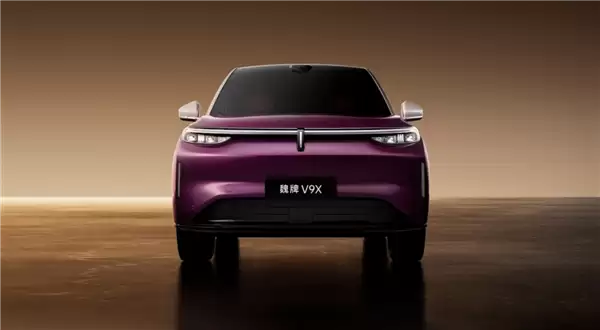 30万级对标百万级豪车！魏牌V9X全球首发：800V+四挡混动 双四秒级加速