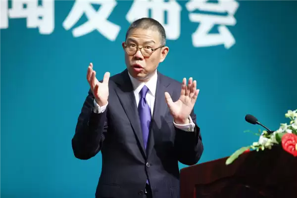 卖水的钟睒睒 砸5亿盯上固态电池