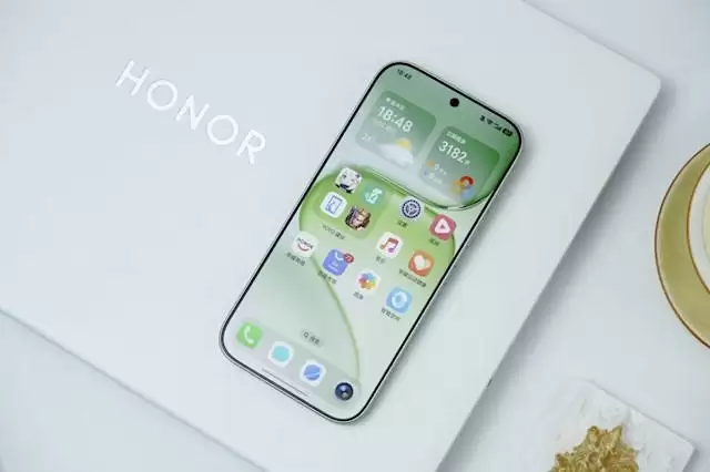 荣耀600系列与OPPO Reno16影像对比示意图