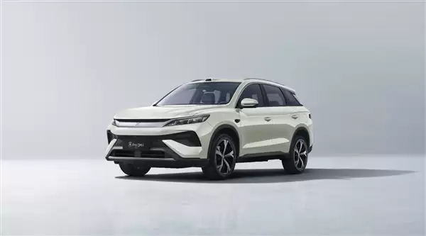9.99万起！比亚迪宋Pro DM-i飞驰版上市：起步220km长续航