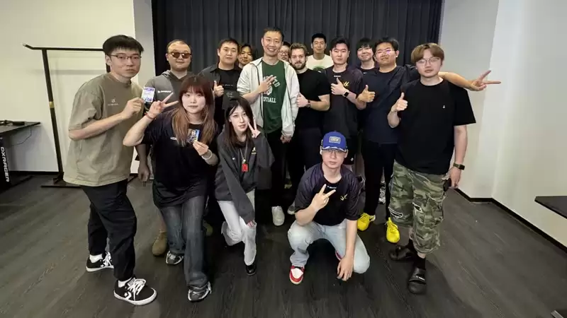 NiKo 哔哩哔哩直播:Falcons备战Major急需提升图池深度和抗压能力 NiKo 哔哩哔哩直播:Falcons备战Major急需提升图池深度和抗压能力
