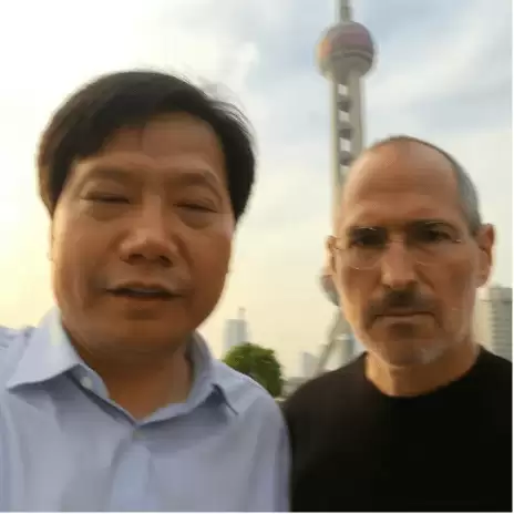 如何用AI生成全网爆火的“平凡无奇”iPhone自拍图