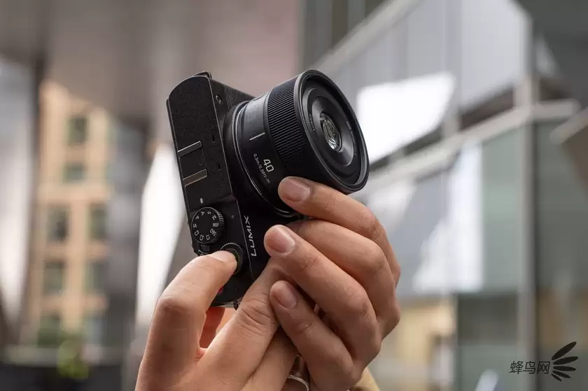 小美好，轻上镜｜LUMIX S 40mm F2 正式发布，S9新色同步登场