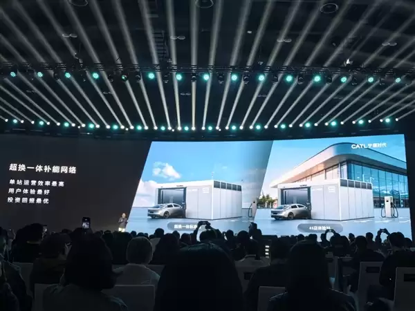 宁德时代超换一体站发布：车主换电还能赚钱 一天小赚几十块
