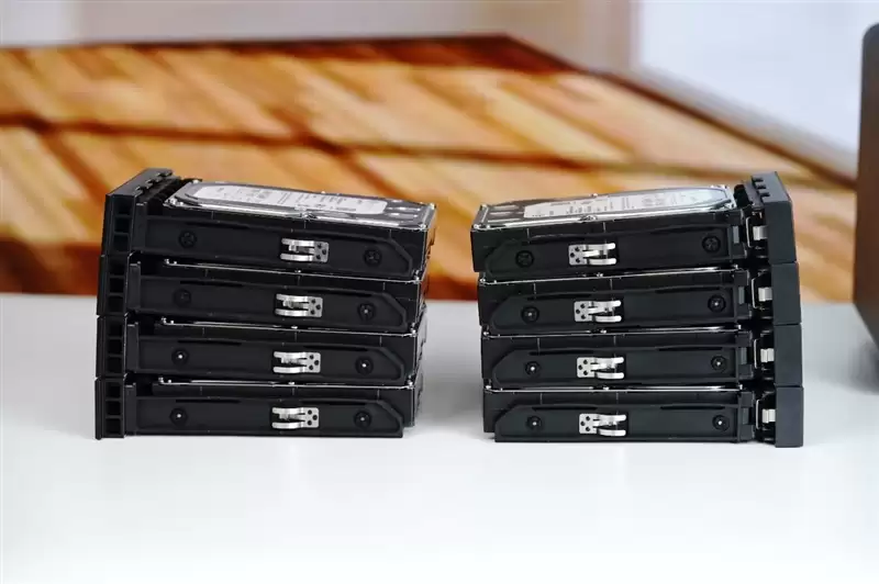 性能媲美SSD!希捷雷孜LaCie 8big Pro5 评测:专业创作的终极存储方案