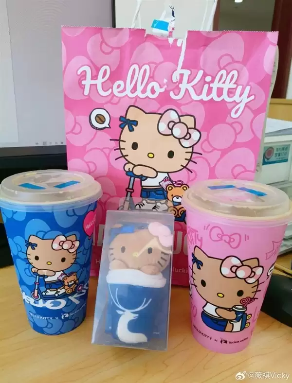 瑞幸联名翻车！Hello Kitty拼写错误闹乌龙 网友调侃：又是反向营销