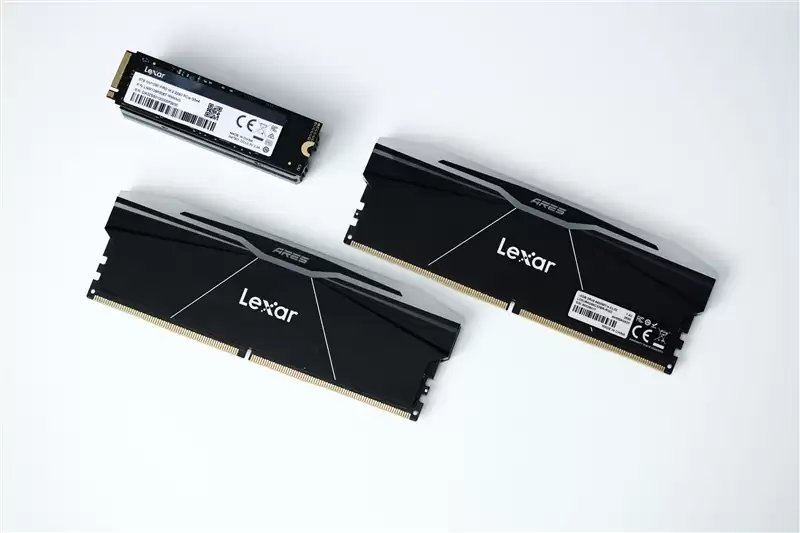 AI PC最强存储搭档！雷克沙NM1090 PRO 8TB固态评测：14400MB/s满速不缩水