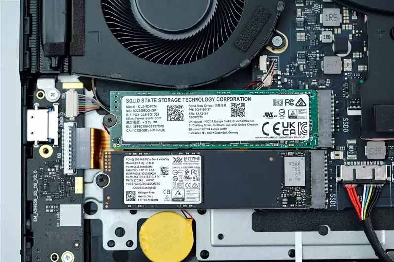 96GB显存运行230B大模型！七彩虹灵创K16笔记本评测：160W性能释放 AMD锐龙AI Max+ 395加持全能移动AI工作站