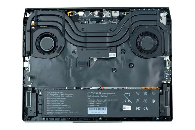 96GB显存运行230B大模型！七彩虹灵创K16笔记本评测：160W性能释放 AMD锐龙AI Max+ 395加持全能移动AI工作站