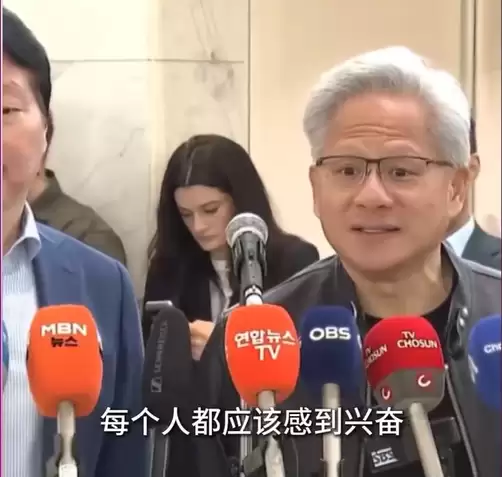 全球科技股暴跌遭抛售！黄仁勋喊话散户：现在可以打折买入 所有人都该非常兴奋