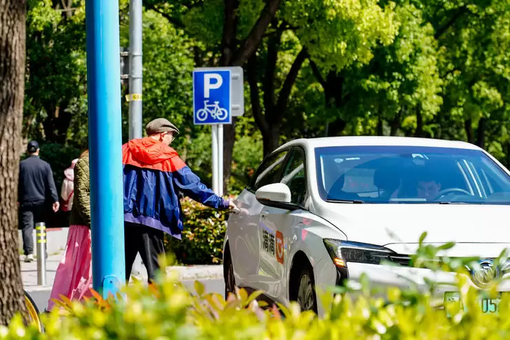 滴滴率先接入微信 AI 生态，一键唤起叫车服务全程不跳转