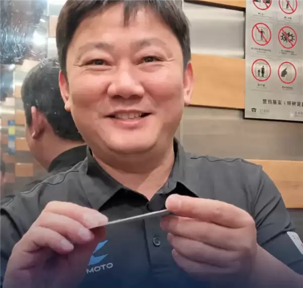 原来是蹭票！北京地铁回应张雪用房卡刷开了闸机：系闸机防夹延时所致