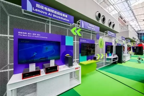 圆梦联想FIFA嘉年华！台州“小贝”与贝克汉姆相聚FIFA 同源技术展区