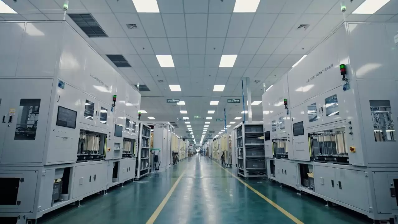 湖州超级五电工厂落地，零跑奔赴百万销量制造突围