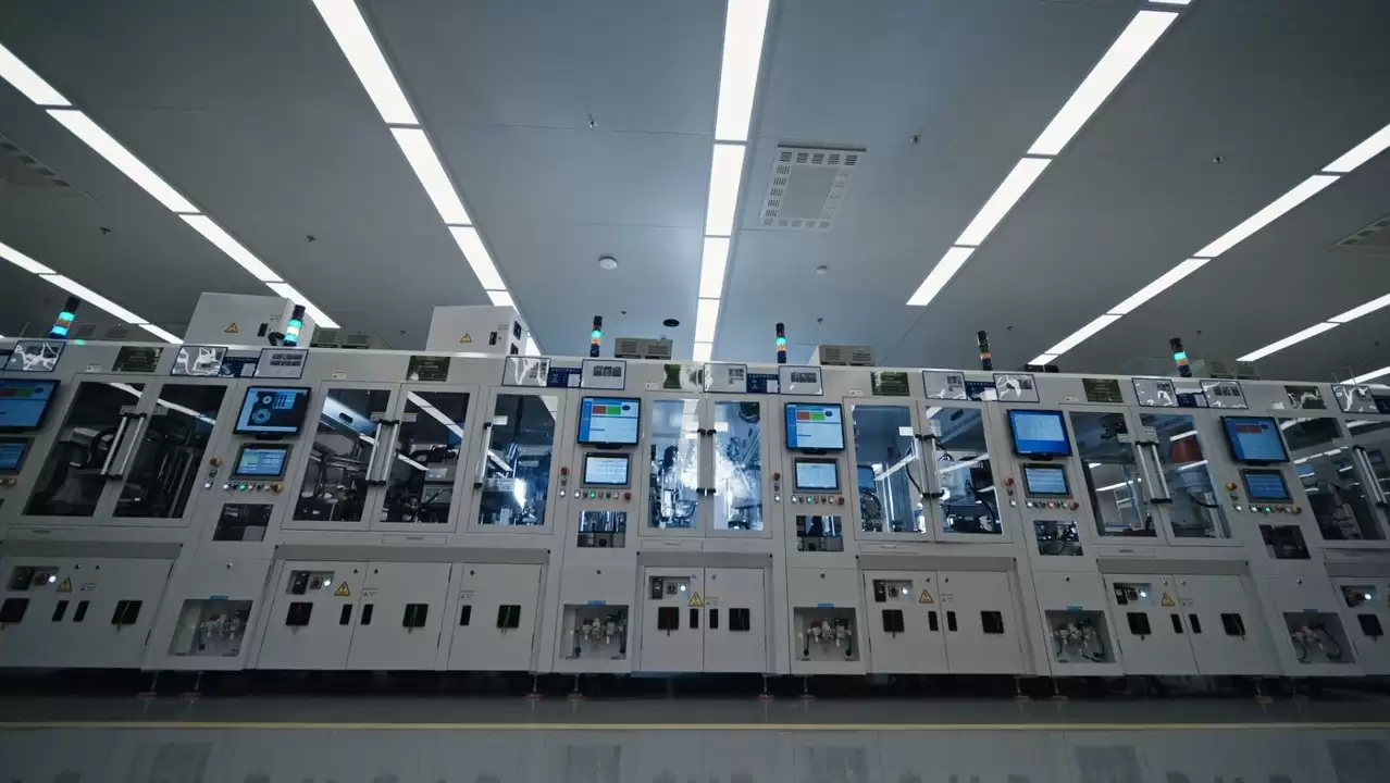 湖州超级五电工厂落地，零跑奔赴百万销量制造突围
