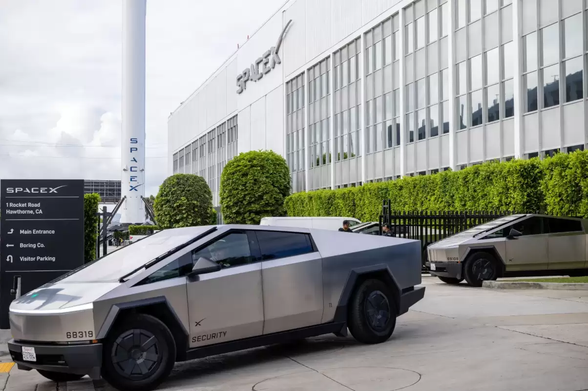谁在买特斯拉Cybertruck？马斯克自己公司消化，SpaceX独占18%