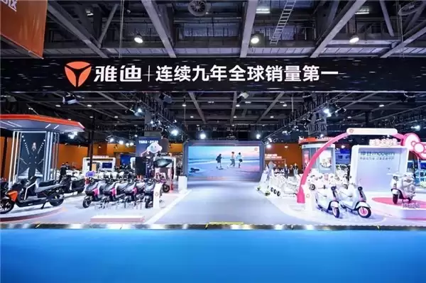 雅迪携钠电旗舰亮相华南展，以技术普惠推动两轮出行体验升级