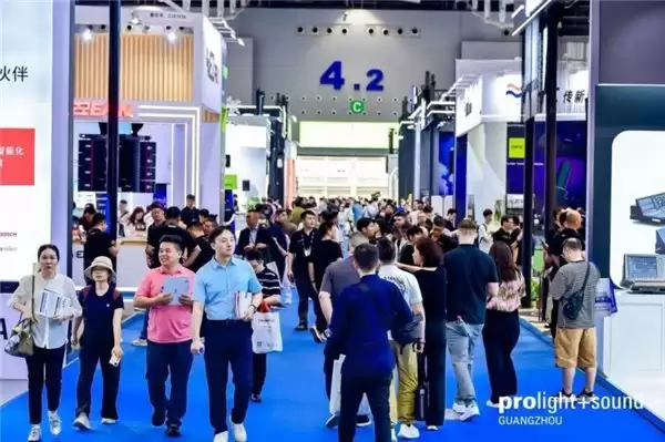 再扛大型展会扩声重任！思必驰矩阵麦赋能广州国际灯光音响展专业会务场景