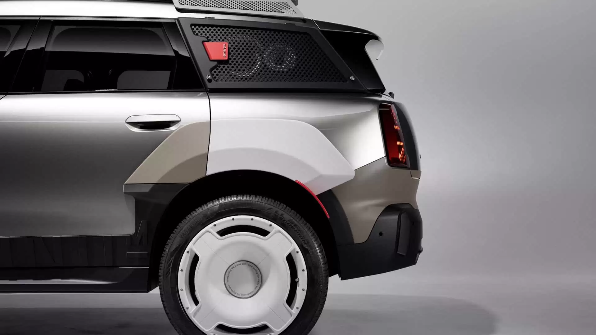 买音响送车？MINI 推出 Countryman Vagabund 定制版，车身自带“大喇叭”