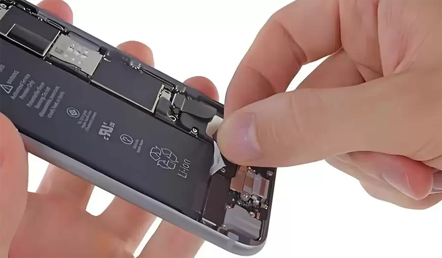 iPhone 13 半价换电池引发争议:线上能预约,线下没货换 iPhone 13 半价换电池引发争议:线上能预约,线下没货换