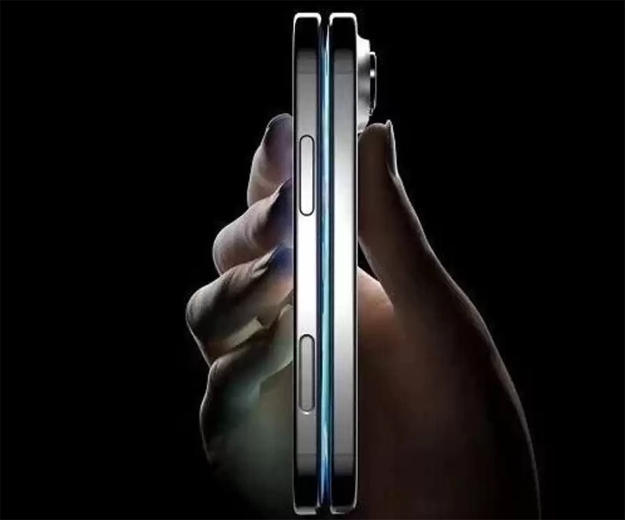 苹果首款折叠屏 iPhone Ultra:起售价1.36万元,无折痕+超薄机身 苹果首款折叠屏 iPhone Ultra:起售价1.36万元,无折痕+超薄机身