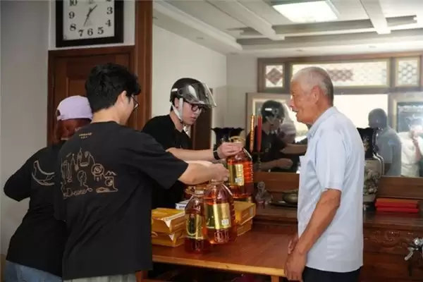 追觅空调深度参与追觅智慧银发公益行，科技适老助力银发老人无忧度夏
