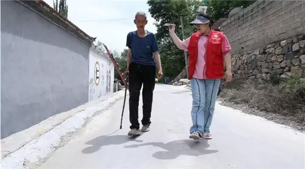 字节跳动公益推出“光合健步”小程序，用 AI 助力脑卒中老人步行康复