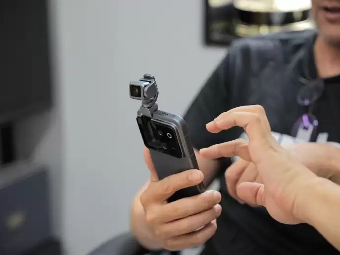 荣耀携手ARRI共建电影工业影像实验室,全新影像技术或率先落地Robot Phone