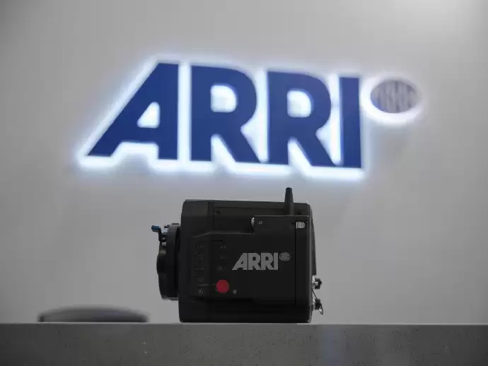 荣耀携手ARRI共建电影工业影像实验室,全新影像技术或率先落地Robot Phone