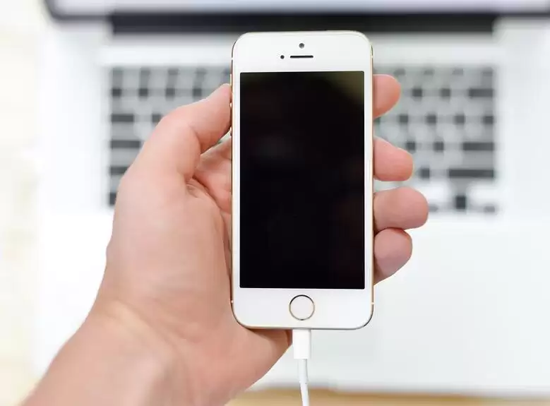 iPhone 无法正常充电的问题及解决办法汇总 iPhone 无法正常充电的问题及解决办法汇总