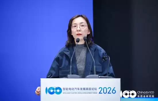一汽高管周时莹呼吁行业打破各自为战：卖一辆车亏两三万，中国企业难道永远在国内厮杀?